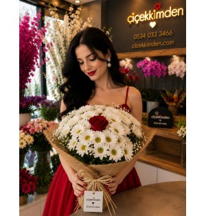 PAPATYA BUKETİ ORTADA TEK GÜL